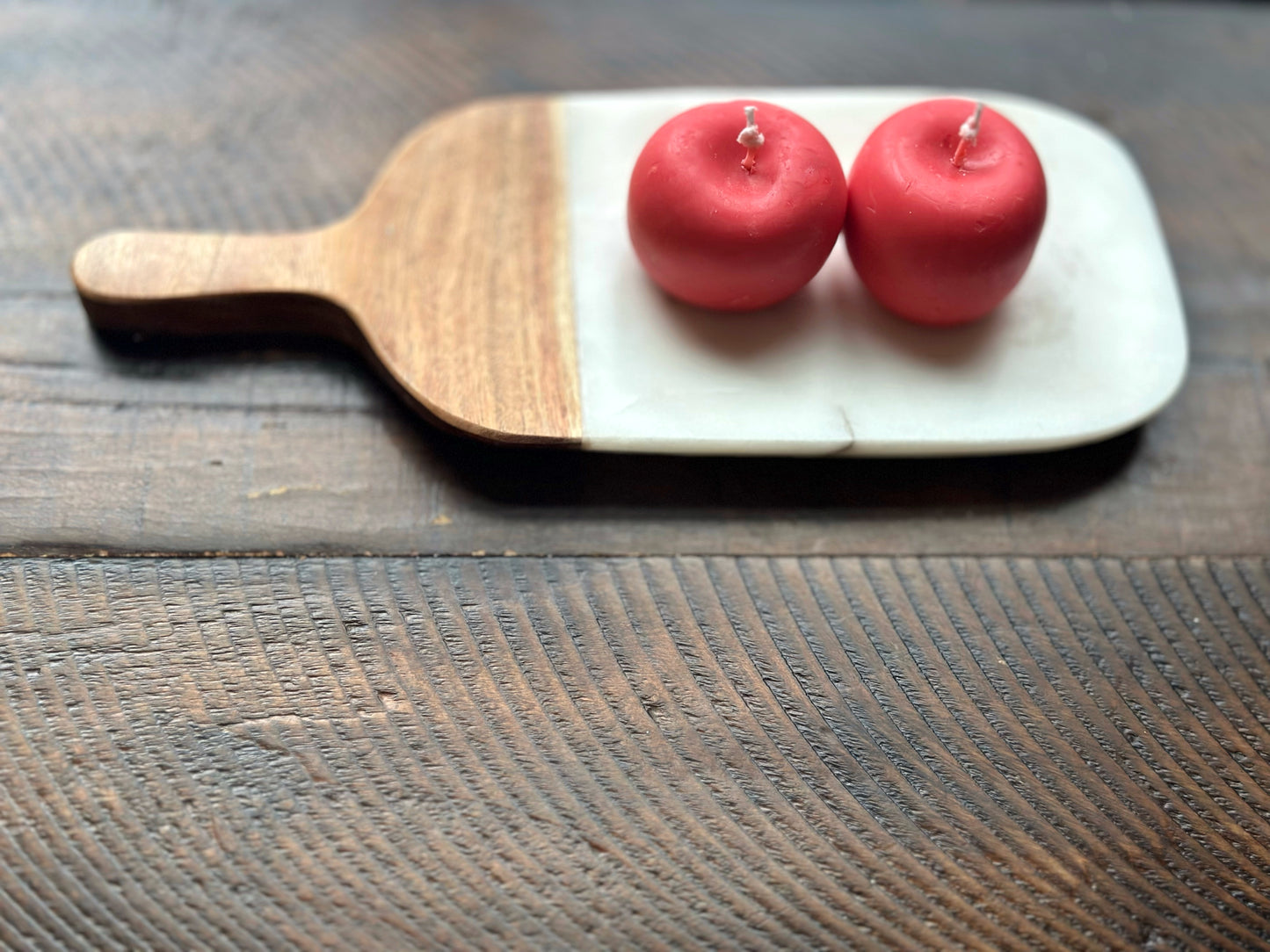 Apple Beeswax Candle